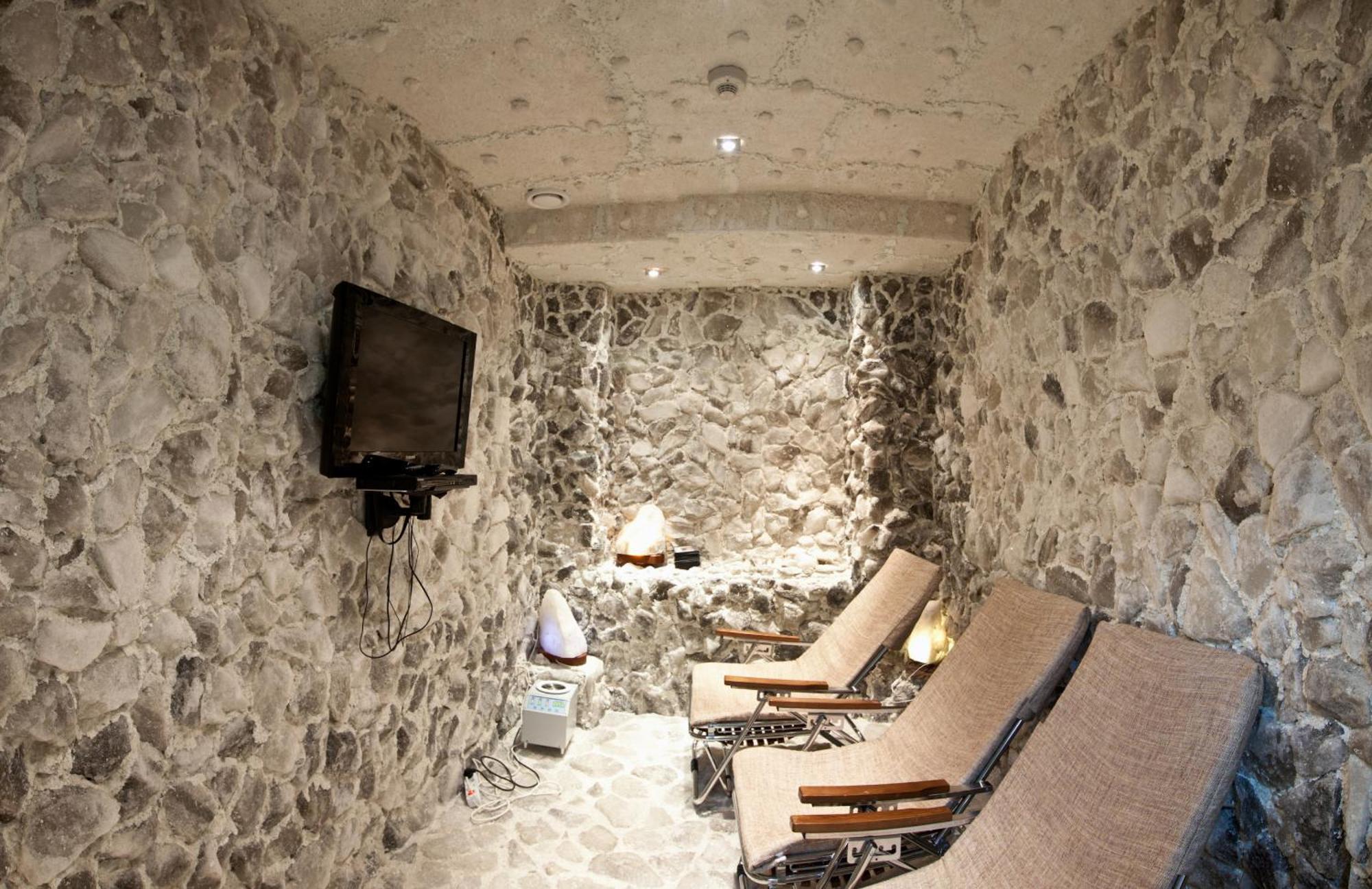 Grand-marine & Spa Odessa